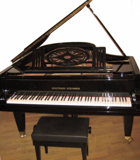Grotrian-Steinweg Fl��gel (general��berholt)