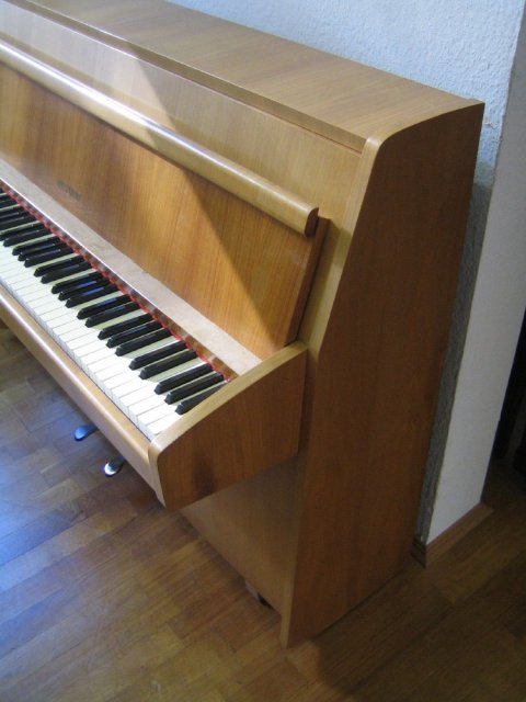Seiler Kleinklavier 105