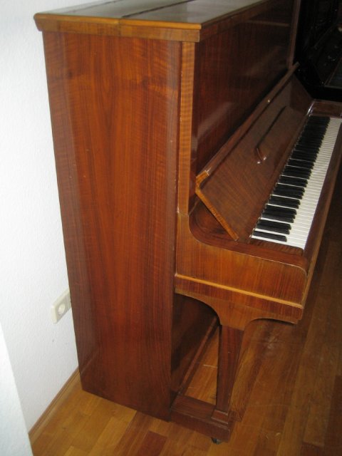 Grotrian-  Steinweg Konzertklavier 130