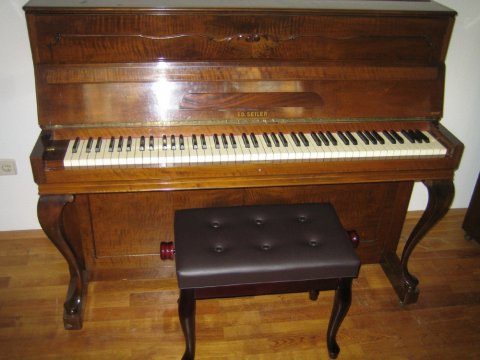 Seiler Kleinklavier 111