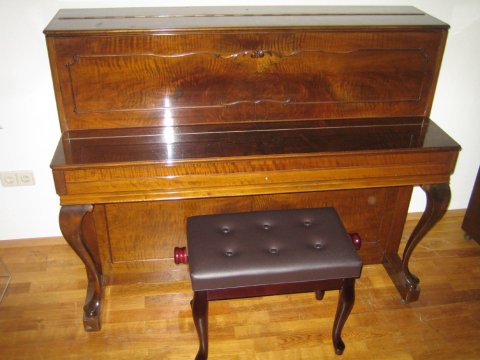 Seiler Kleinklavier 111