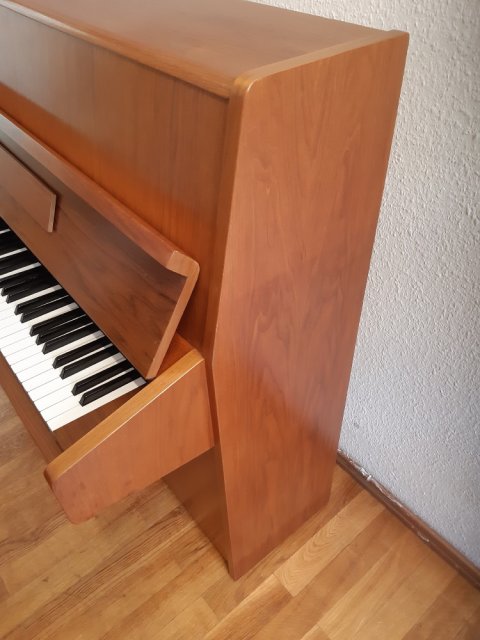 Geyer Klavier 110